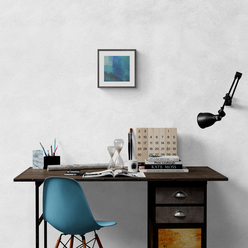 "Sininen kaipaus" taidejuliste kokonaisuudessaan - abstrakti mielenmaisema metsästä, syvä sininen zen-tunnelma. Rajoitettu painos 100kpl, kolmas teos akvarellisarjasta.