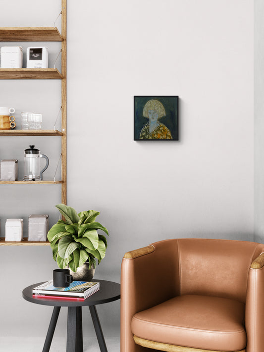 "Kerran vielä" taidejuliste kokonaisuudessaan - nainen katsoo mietteissään suoraan katsojaa kohti, vihreät sävyt. Rajoitettu painos 100kpl, maanläheinen tunnelma.